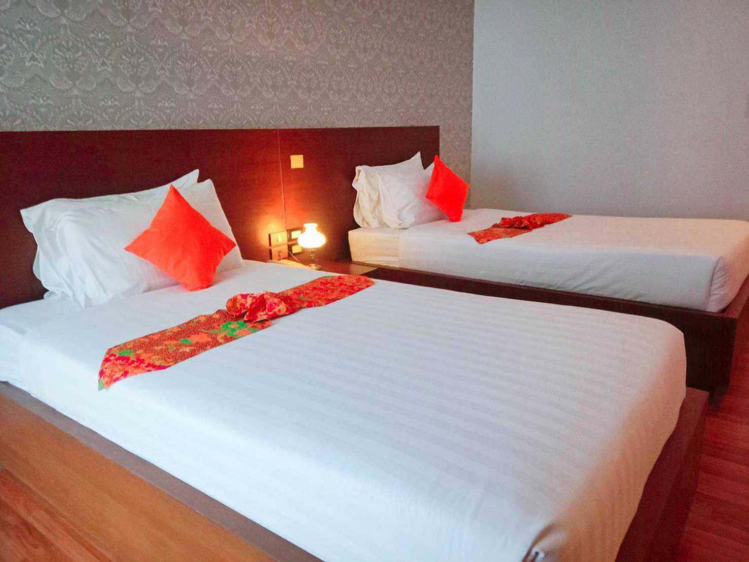 Jingjit Hotel Krabi town Exterior foto